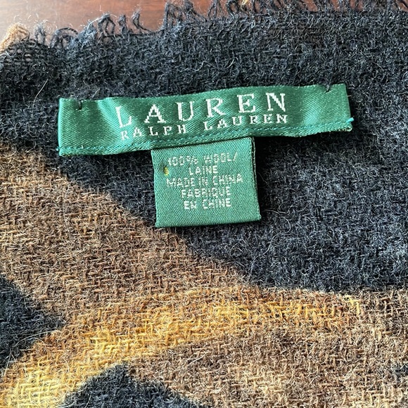 Ralph Lauren Equestrian Infinity Scarf - Picture 2 of 3